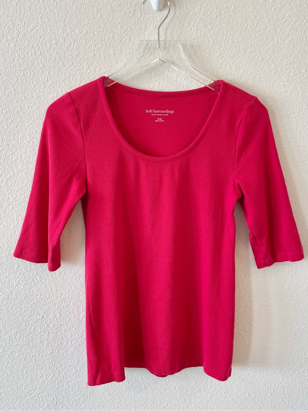 Soft Surroundings Red Scoop Neck Short Sleeve Tee